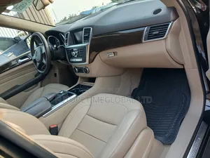 Mercedes-Benz M Class 2015 Black