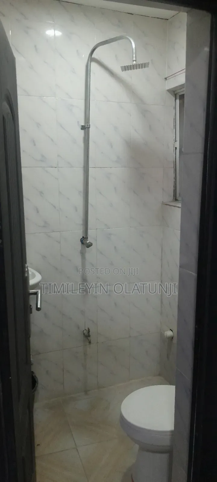 1bdrm Apartment in Central Mosque, Ibadan Polytechnic/University