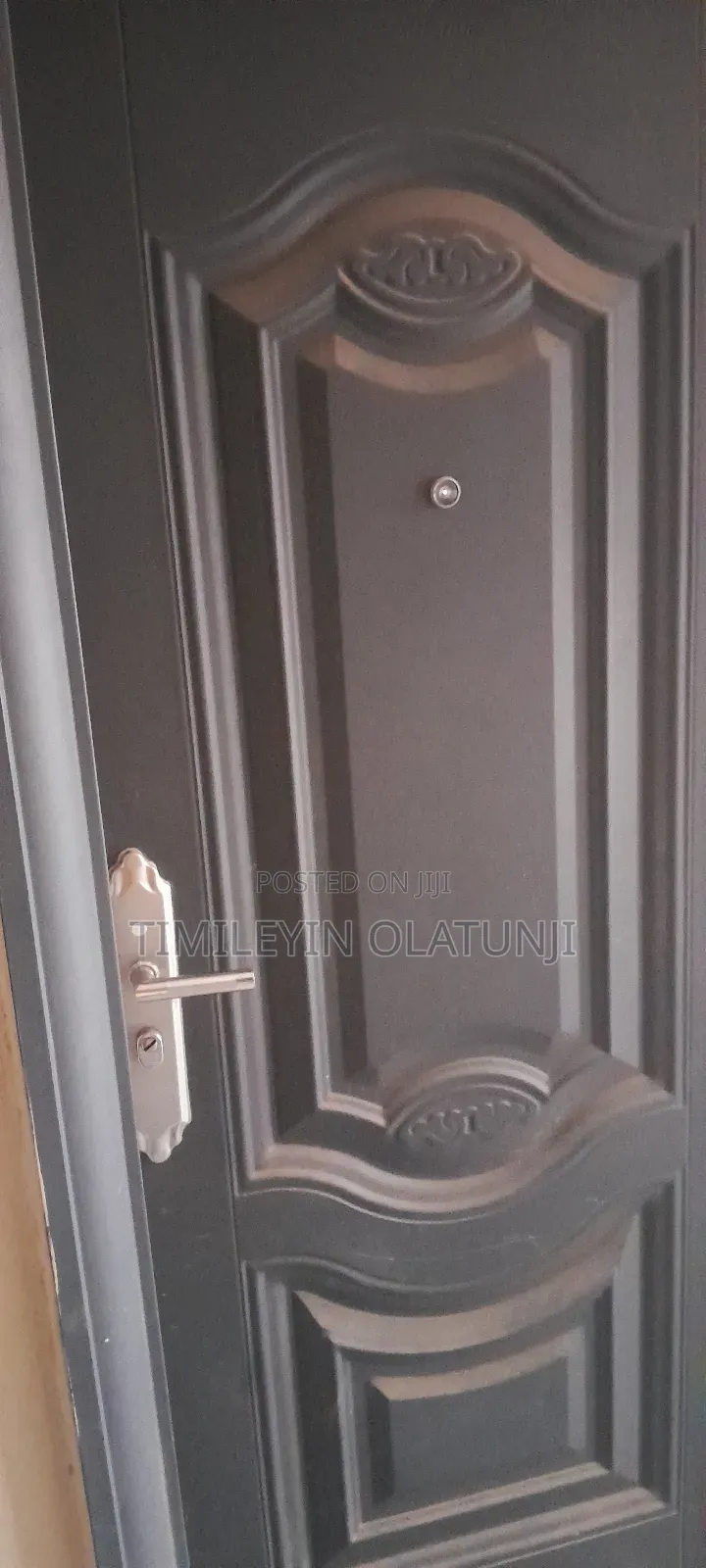 1bdrm Apartment in Central Mosque, Ibadan Polytechnic/University