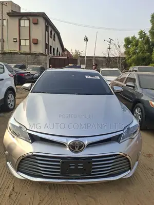 Toyota Avalon Limited FWD Sedan (3.6L 6cyl 6A) 2016 Silver
