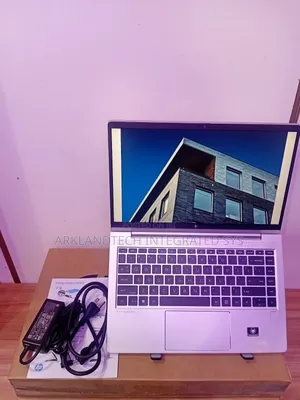 New Laptop HP EliteBook 640 G10 16GB AMD Ryzen 5 SSD 512GB