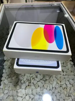New Apple iPad (2025) 128 GB Silver