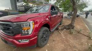 Ford F-150 2021 Red