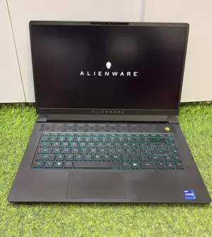 Laptop Dell Alienware M15 R7 32GB Intel Core i9 SSD 1T