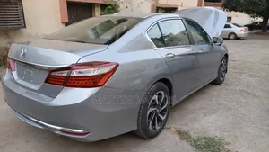 Honda Accord 2016 Silver