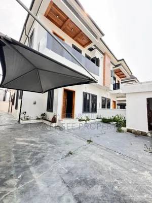 Furnished 4bdrm Duplex in Private Estate Lekki, Chevron for sale