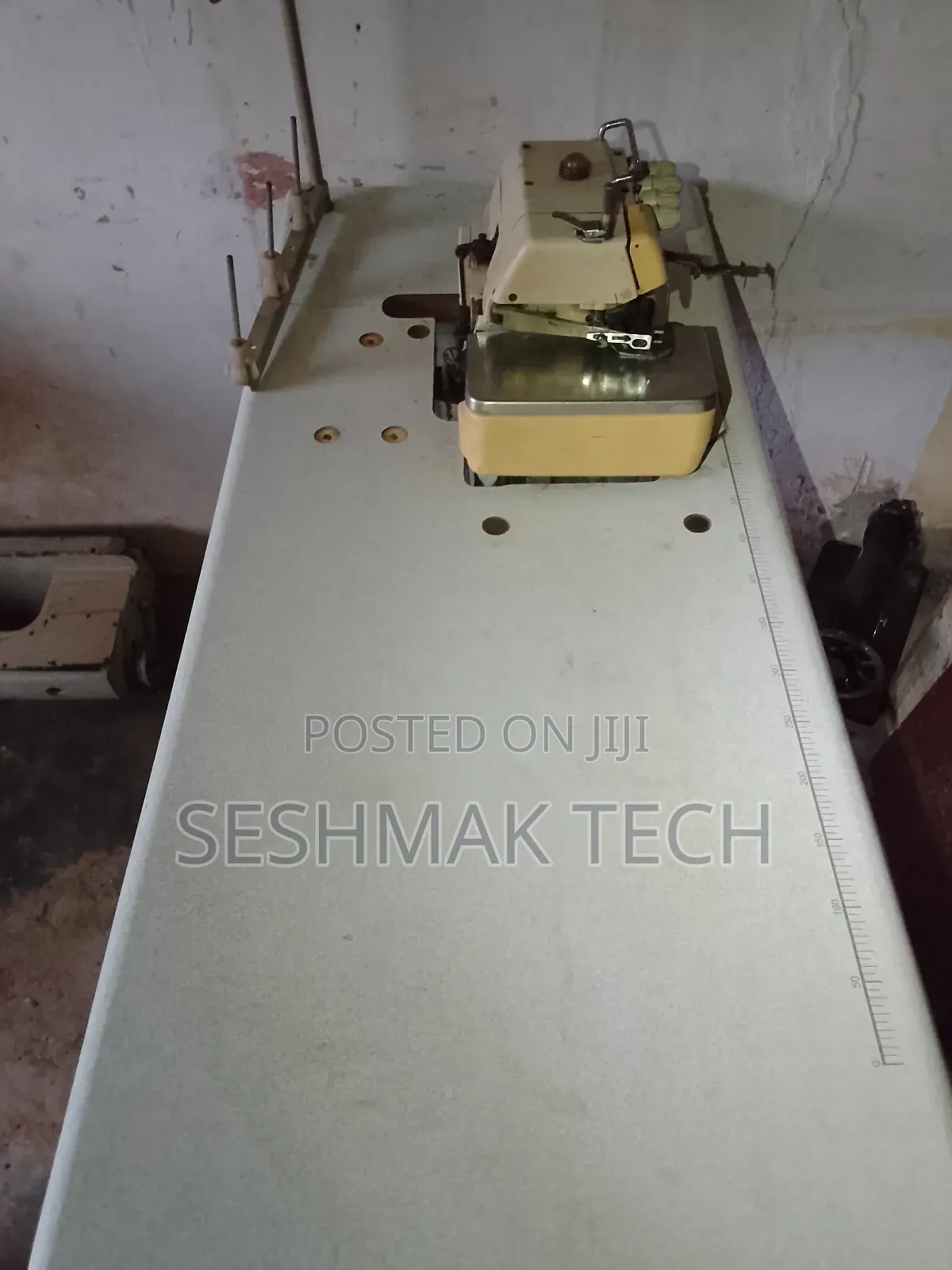 Emel Four Threads Industrial Sewing Machine