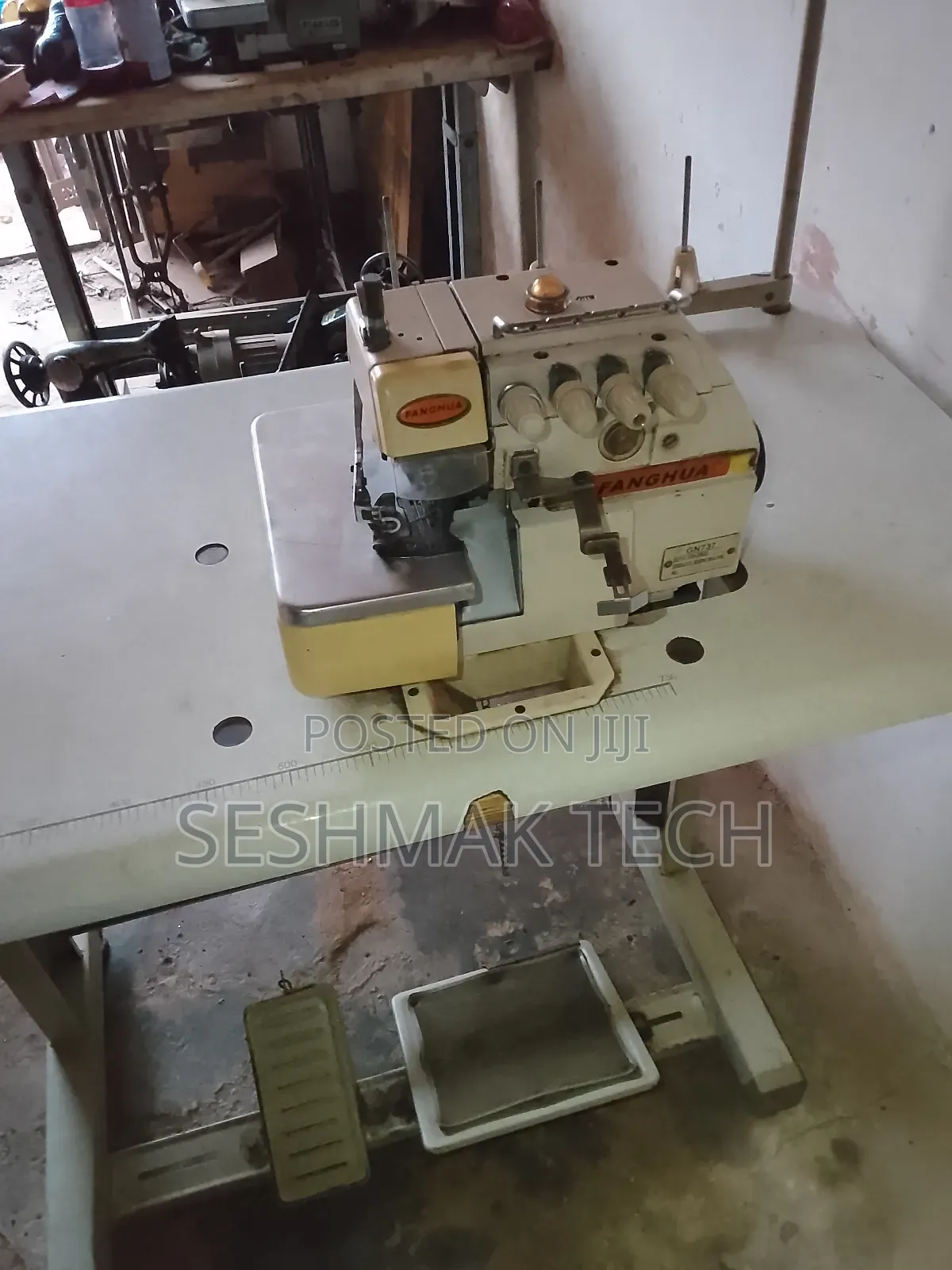 Emel Four Threads Industrial Sewing Machine