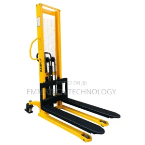 2 Ton Stacker Lifter