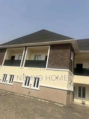 4bdrm Duplex in Kaura for sale