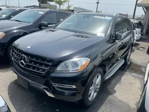 Mercedes-Benz M Class ML350 4MATIC 4dr SUV AWD (3.5L 6cyl 7A) 2015