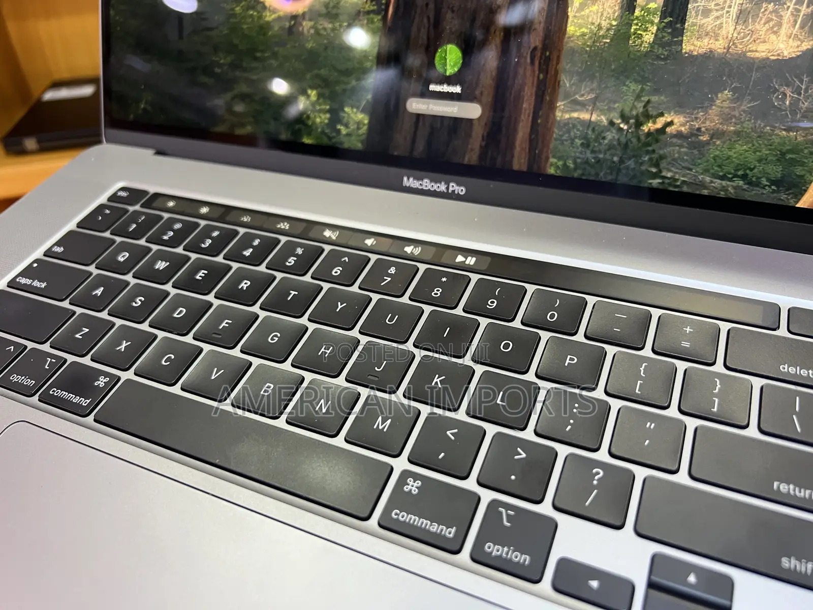 Laptop Apple MacBook Pro 2019 32GB Intel Core i7 SSD 1T