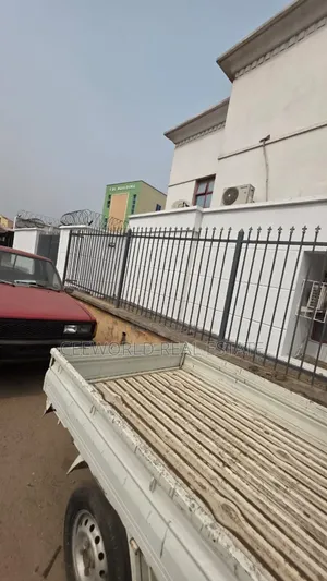 A Building for Sale at Oke Ado