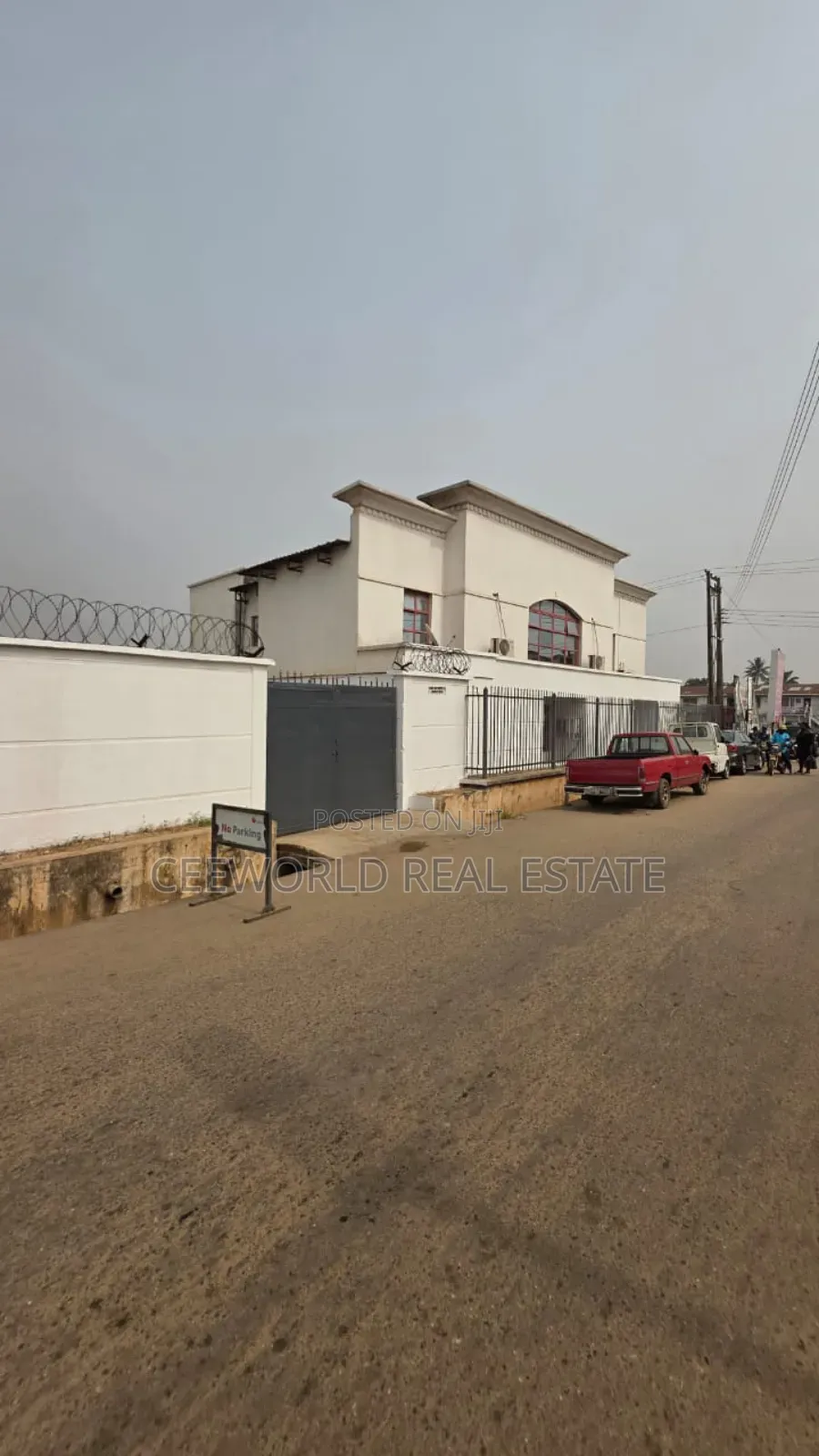 A Building for Sale at Oke Ado
