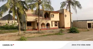 8bdrm Duplex in Alagbado for sale