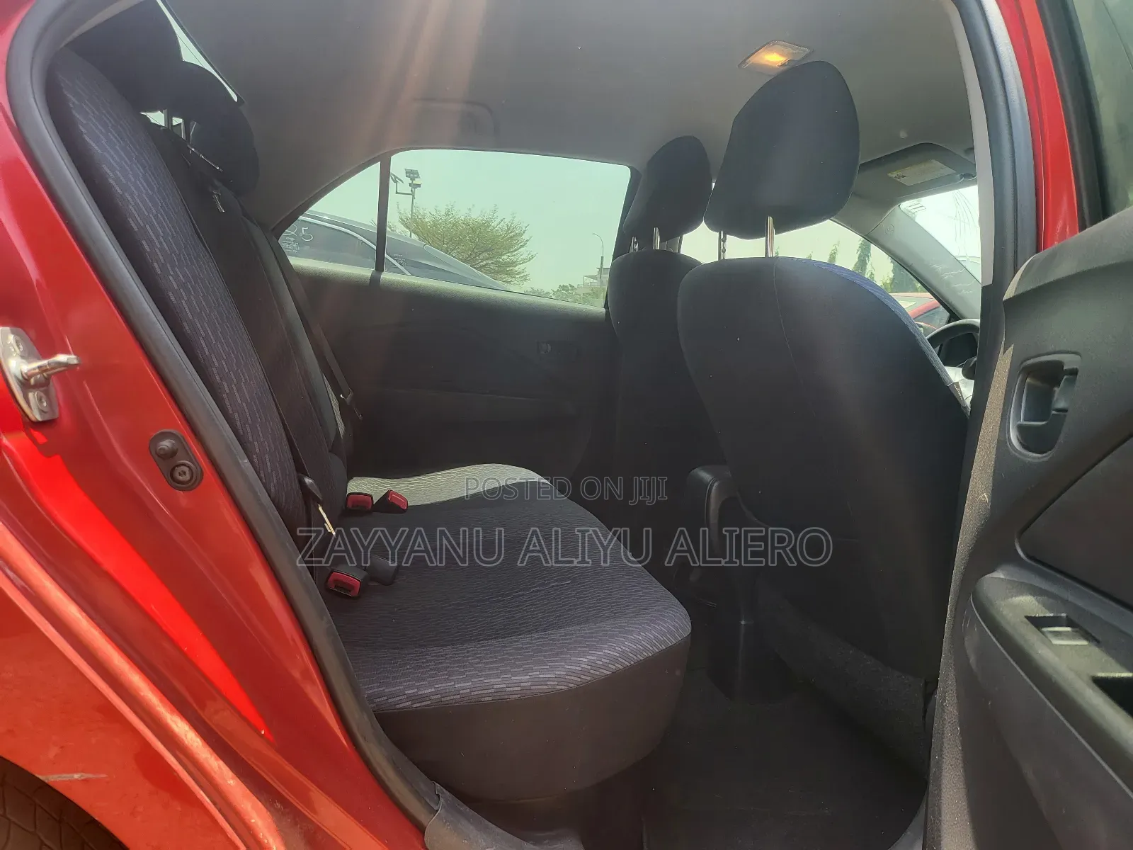Toyota Yaris 2012 Maroon