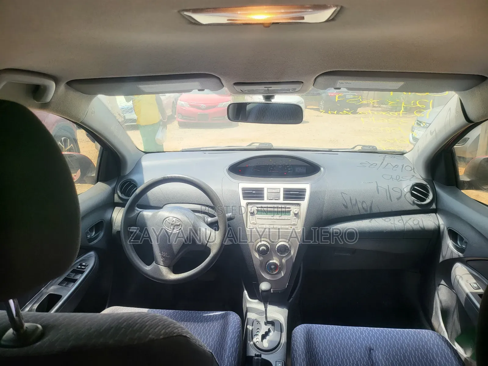 Toyota Yaris 2012 Maroon