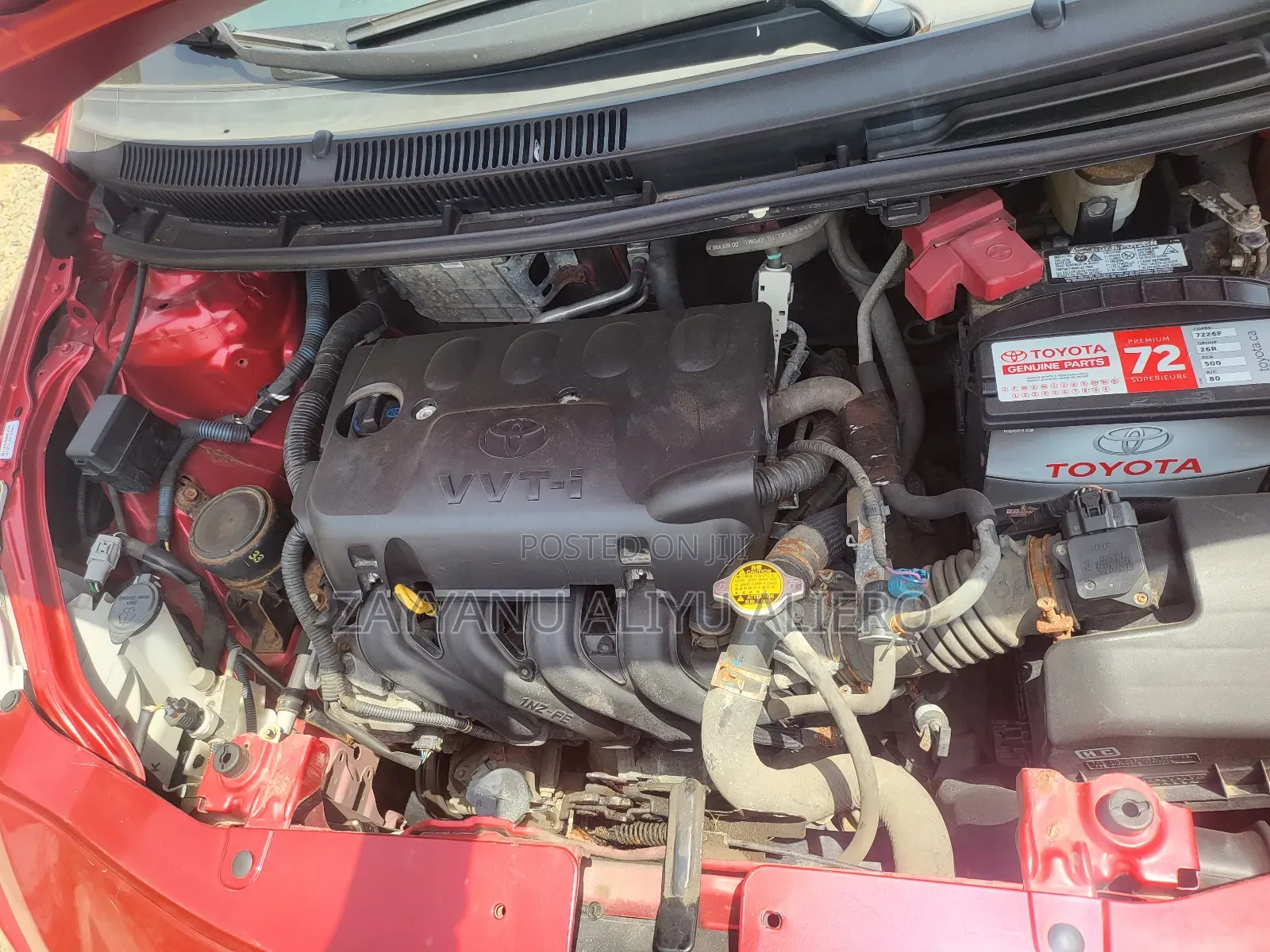 Toyota Yaris 2012 Maroon