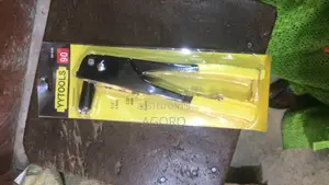 Hand Riveter