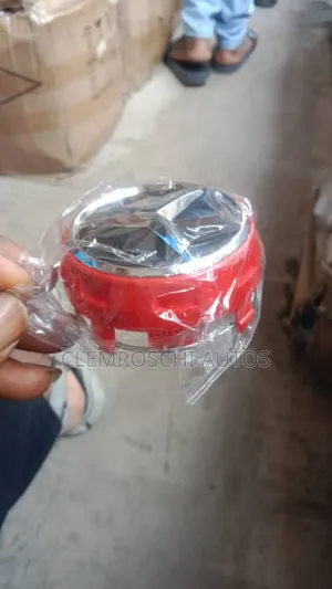 High Quality Certified Brand New Alloyed Rim Cover Mercedes Benz Cars