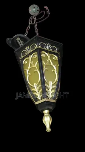 European-Style or Colonial-Style Outdoor Pendant Dropping Light