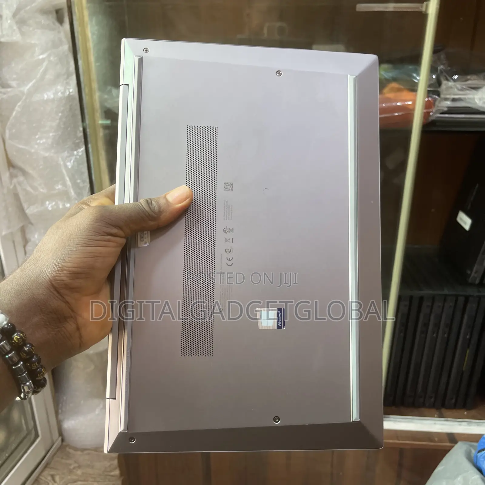Laptop HP ZBook Firefly 14 G7 8GB Intel Core i5 SSD 256GB