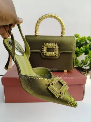 Women Statement Modrate Heel Sandal and Bag Set