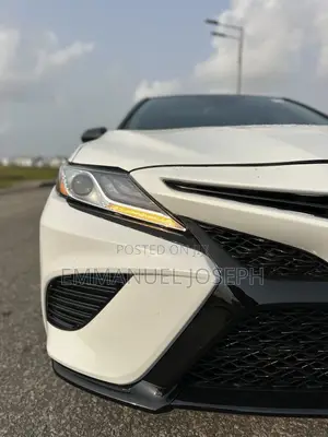 Toyota Camry XSE FWD 2020 White