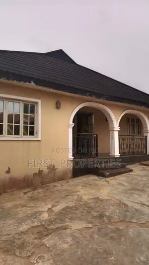 Furnished 4bdrm Bungalow in Elebu Off Akala for sale