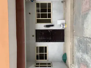 1bdrm Apartment in In A Mini Estate, Lekki for rent