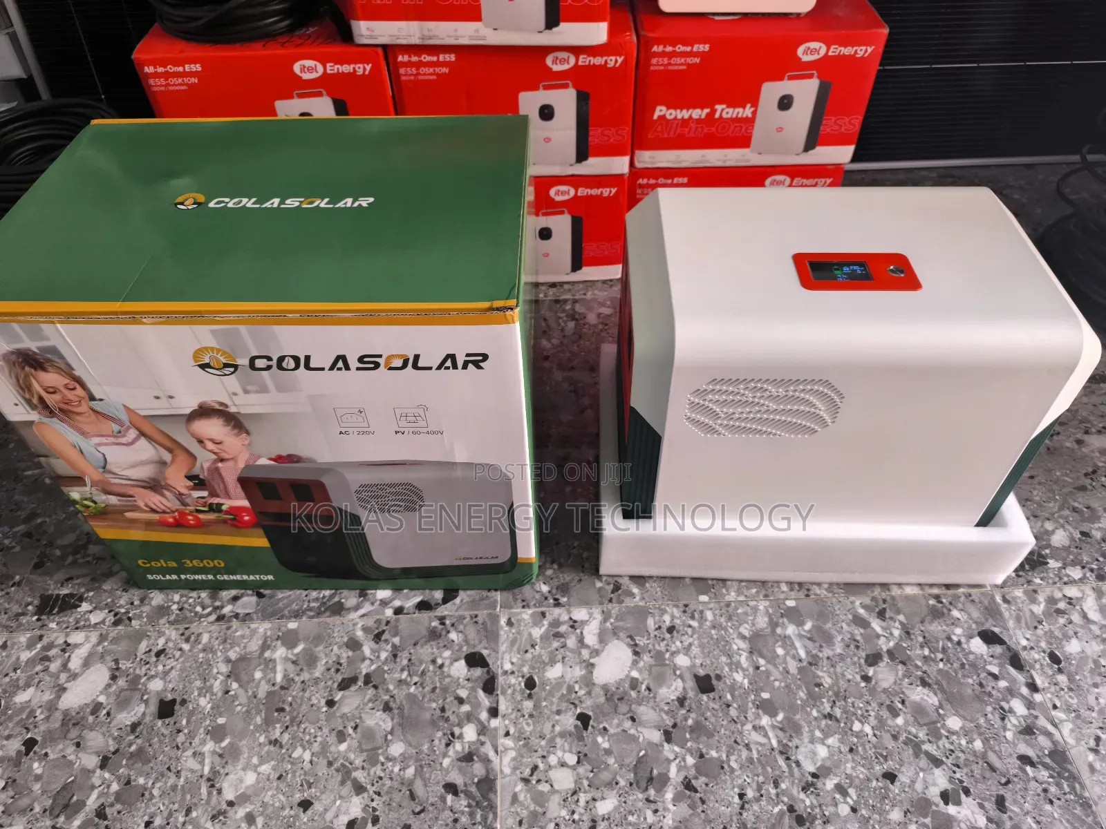 Cola 3600wh Solar Generator