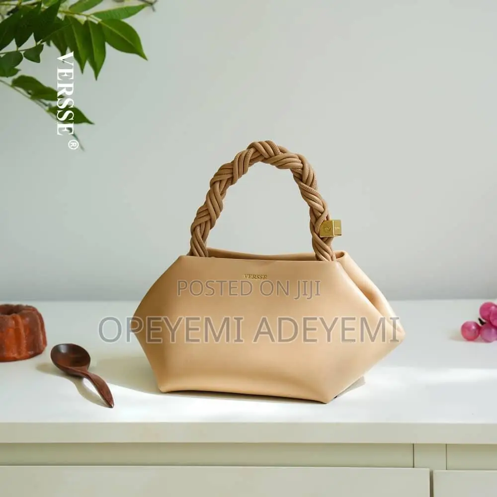 Curve Versse Bag