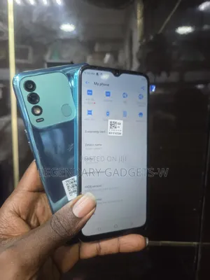 Tecno Spark 8 64 GB Blue