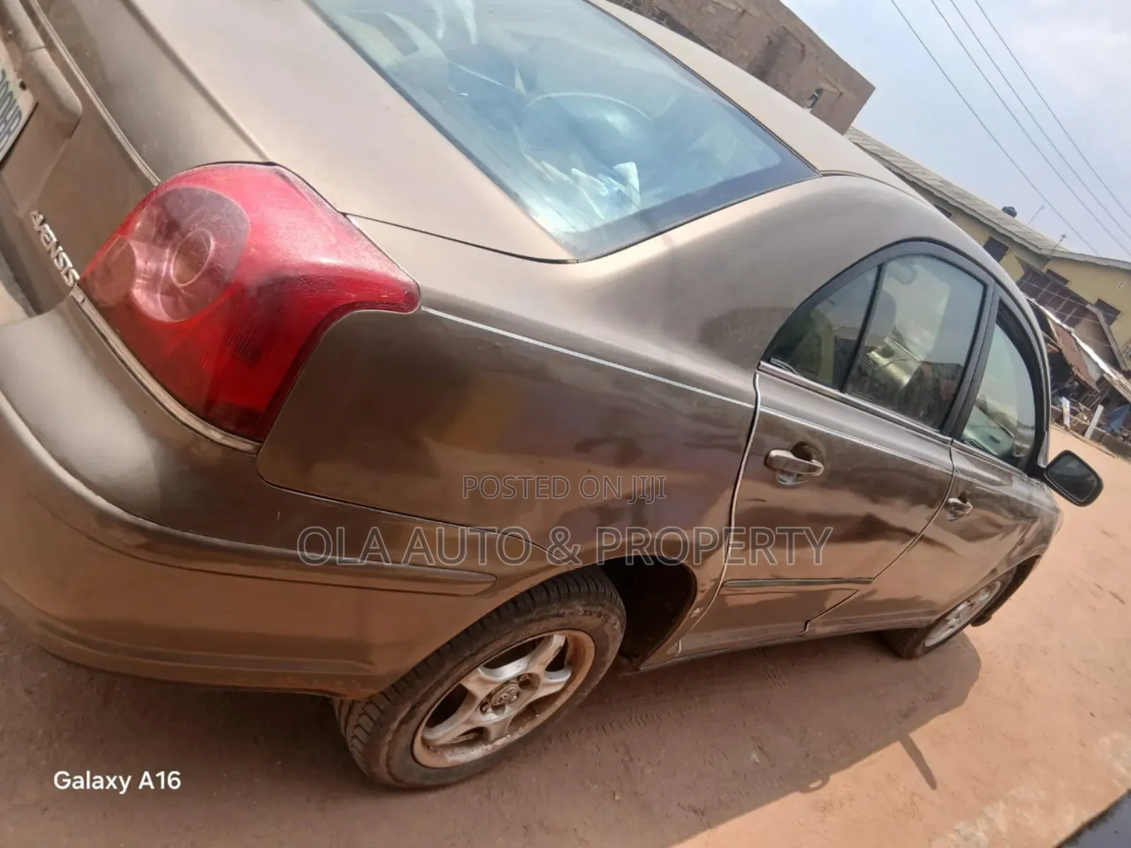 Toyota Avensis 1.8 1998 Gold in Sagamu - Cars, Olanrewaju Babarinde ...