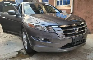 Honda Crosstour 3.5 AWD 2010 Gray