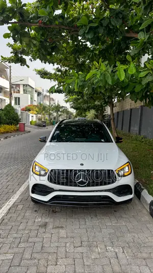 Mercedes-Benz GLC-Class 2021 White