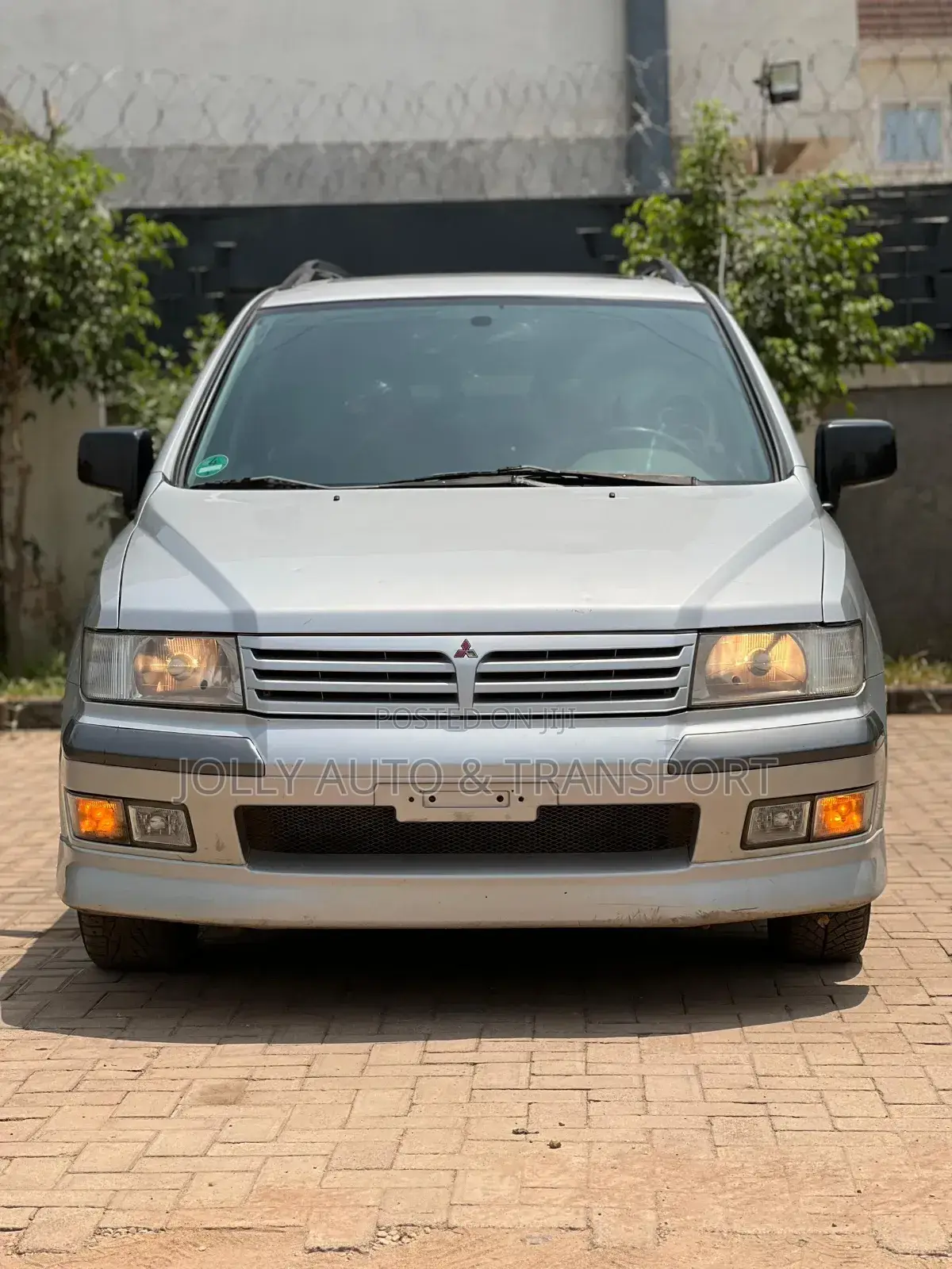 Mitsubishi SpaceWagon 2003 Silver