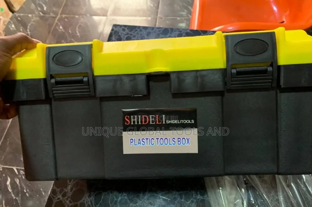 19" Plastic Empty Tool Box