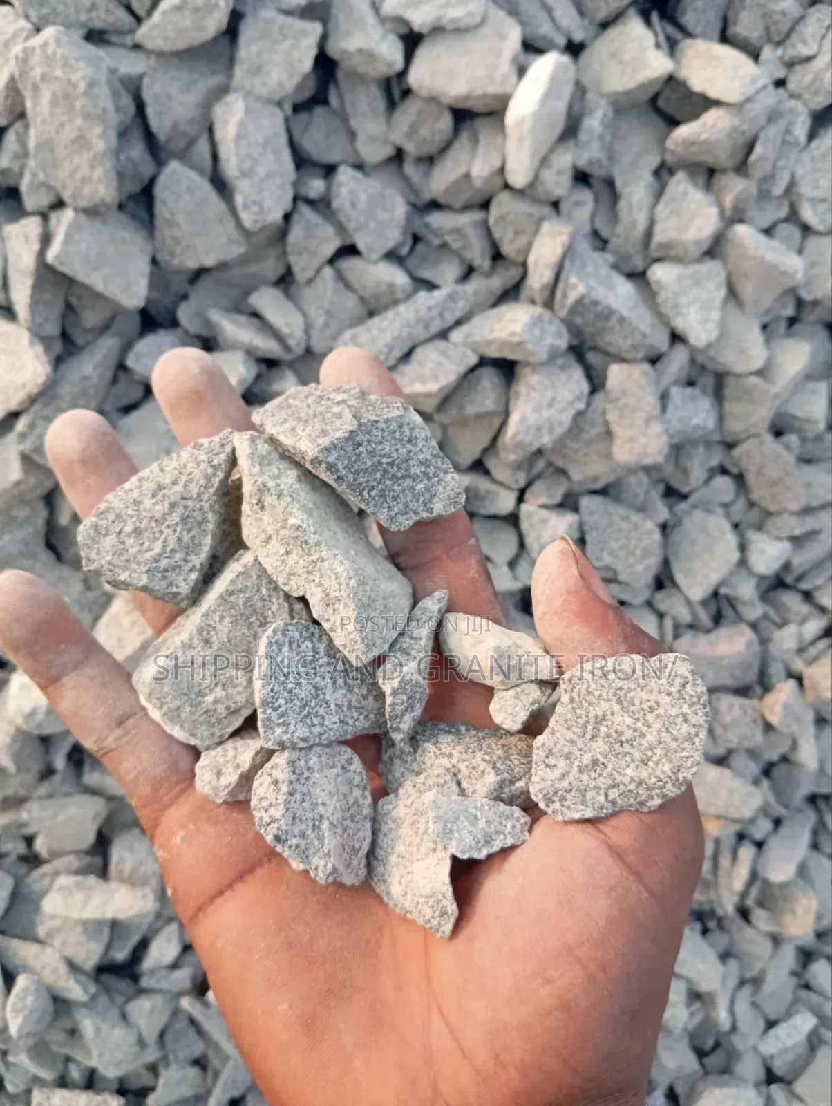 Premium Chipping and Granite for Construction Workers