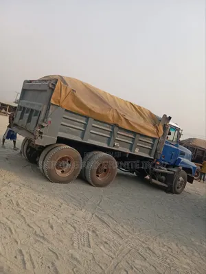 All Size of Material Is Available Granite and Shipping