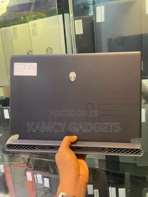 Laptop Alienware M17x R2 16GB Intel Core i7 SSD 512GB