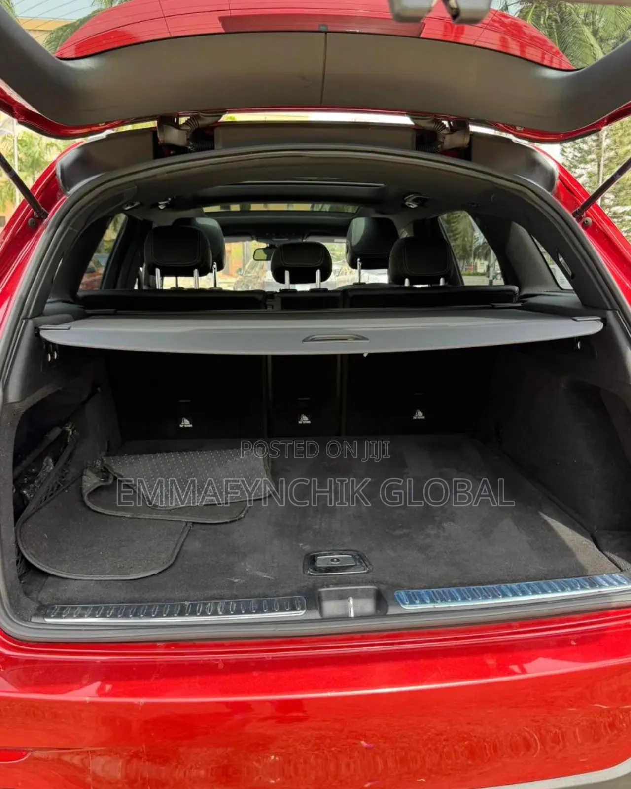 Mercedes-Benz GLC-Class 2019 Red