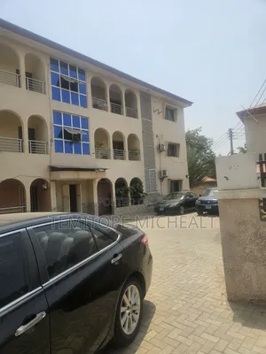 3bdrm Apartment in Garki Area 11 for rent