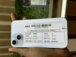 Apple iPhone 15 128 GB White