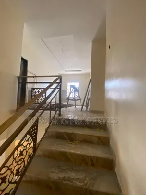 3bdrm Duplex in Dawaki for rent