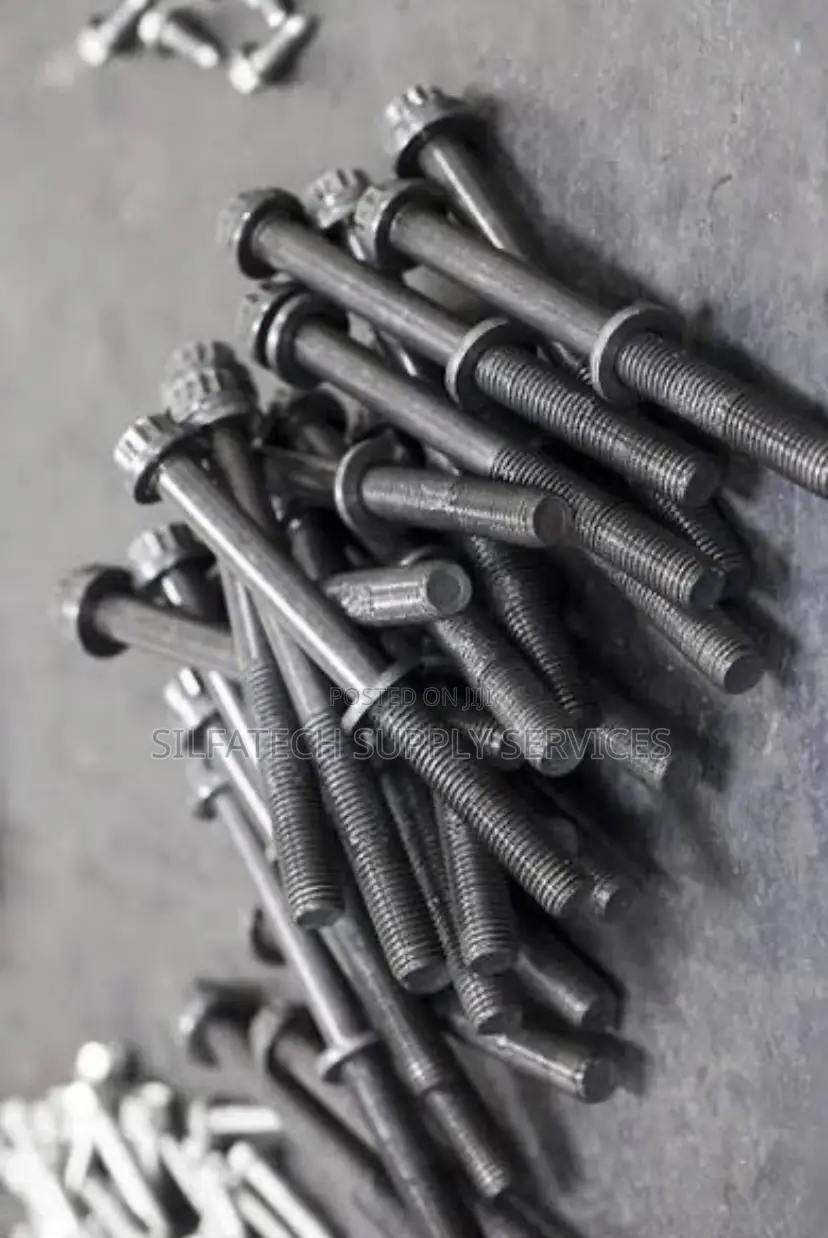 Hexagonal Bolt