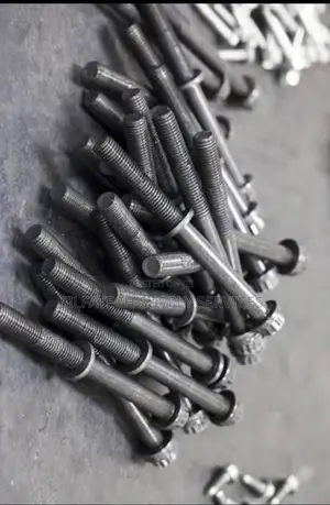 Hexagonal Bolt