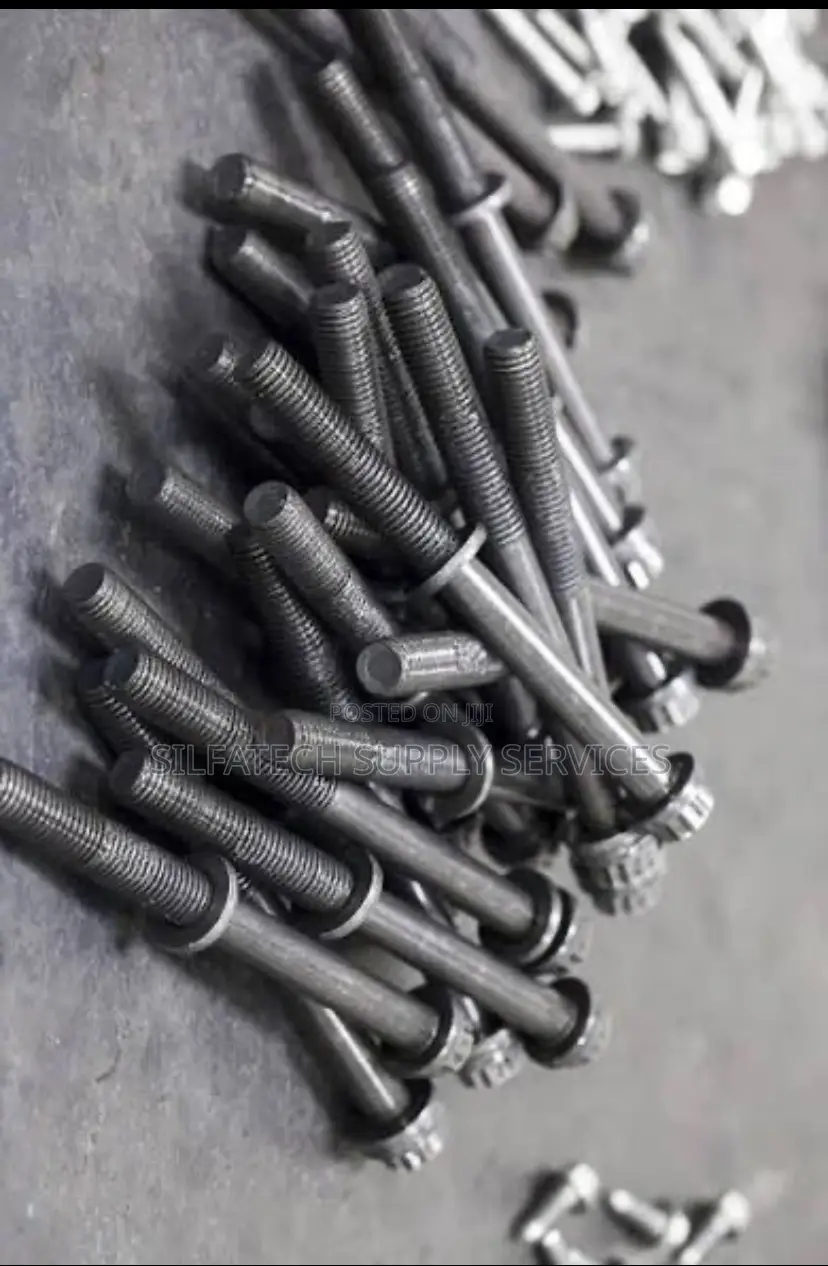 Hexagonal Bolt