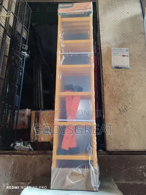 4/6 Yellow Ladder