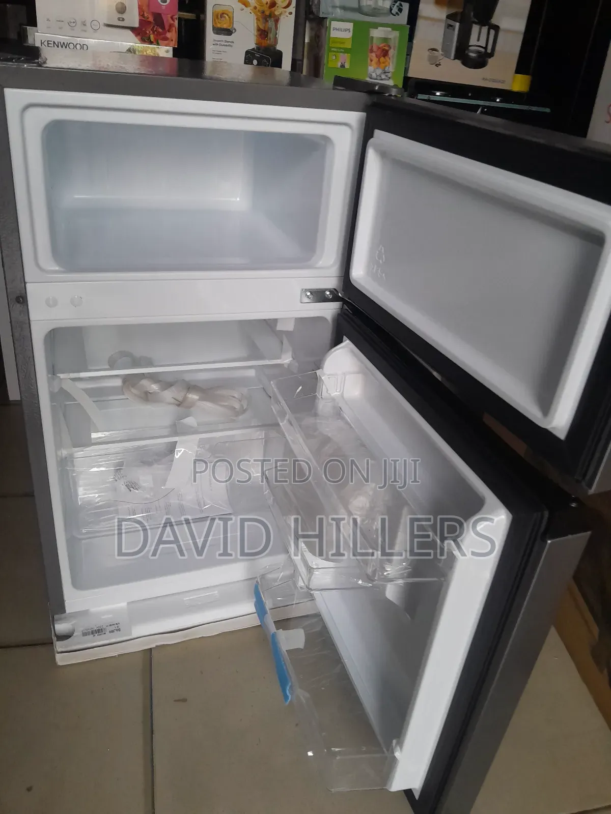 Hisense Fridge 100l